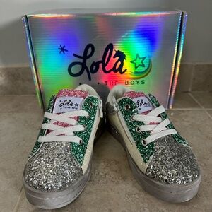 NEW (NEVER WORN) Lola + the boys STAR GIRL GLITTER SNEAKERS